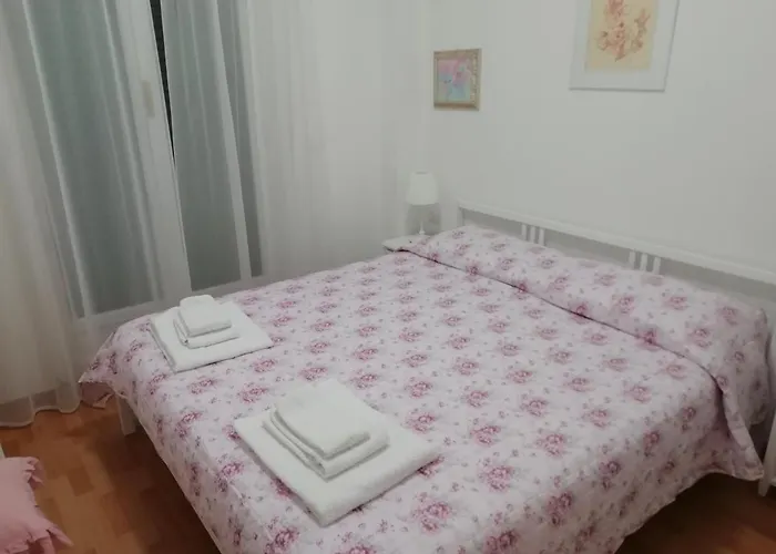 La Vie En Rose * Rapallo